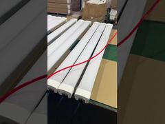 Φωτισμός γραμμικός αντιεκρηκτικός για επικίνδυνες περιοχές σε πλατφόρμα γεώτρησης πετρελαίου IP65