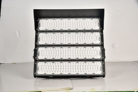 IP65 Αδιάβροχο φως LED υψηλής βάθους με διάρκεια ζωής 50.000 ωρών και ρυθμιζόμενη γωνία δέσμης για στάδια