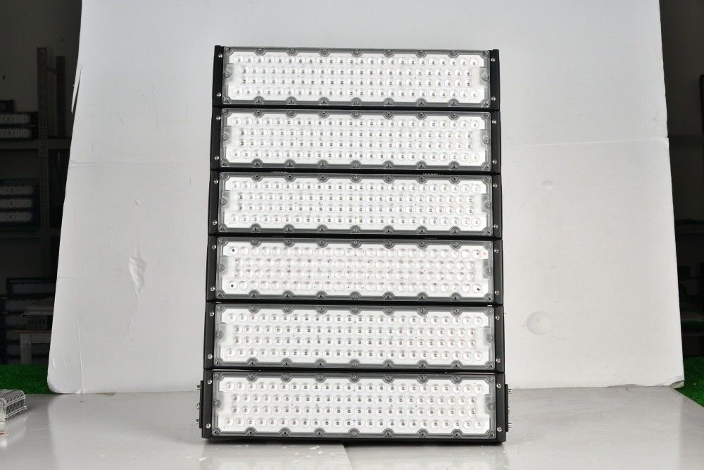 Αδιάβροχο IP65 Φωτιστικό Υψηλού Ιστού LED 2000W με Διάρκεια Ζωής 50000 Ώρες για Στάδιο και Εξωτερικό Προβολέα